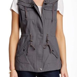 Sebby Canvas sleeveless vest for Women